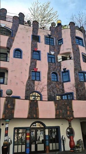 Designed by Austrian artist Hundertwasser: the Green Citadel, Magdeburg #hundertwasser #magdeburg