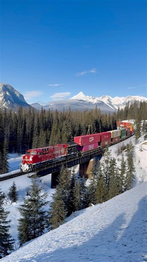 CPKC 113-21 on the Mountain Sub at Ottertail