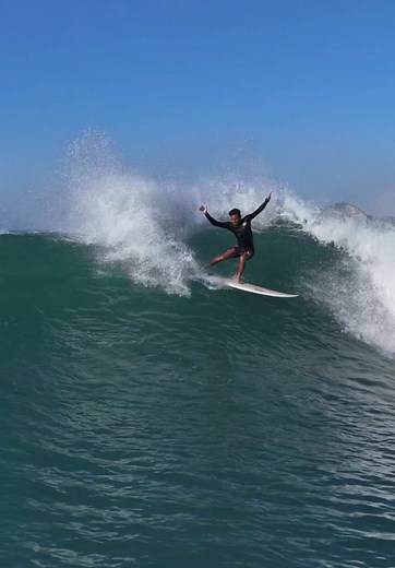 Ramadhan power surf * * * * #surfing#lombok#drone#photografer#gerupuk#surfinglombok#greensurf