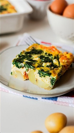 This Smoked Salmon Breakfast Casserole Is a Brunch Must-Try! 🍳