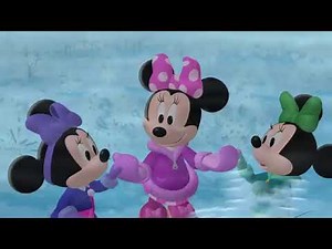 Minnie's Winter Bow Show