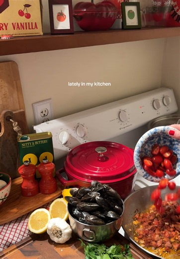 some recent cozy cooking moments 🥫🍋🍝🌿🍅 #cookingvideo #kitcheninspo #homemade #recipes #foodtiktok