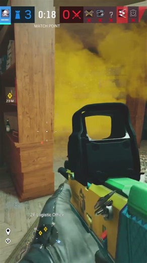 #rainbowsixsiege fuze gets desperate #rainbowsix #gaming #r6hub #tomclancysrainbowsixsiege #rb6siege