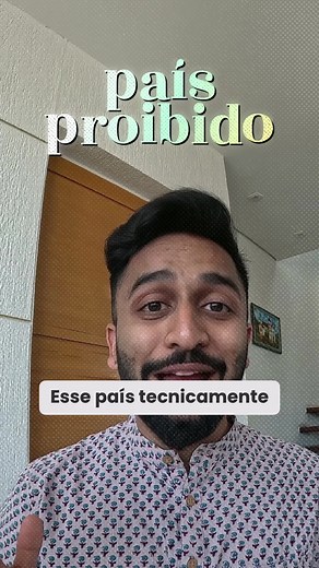 Detalhes que mostram o tamanho da loucura indiana: 💵 A nota de dinheiro indiana, a rúpia, tem DEZESSETE idiomas impressos nela. Dezessete. Porque um indiano de um estado não consegue ler a língua do outro. 🎬 Você conhece Bollywood. Mas Bollywood é só a indústria de cinema em Hindi. A Índia tem PELO MENOS seis grandes indústrias de cinema, cada uma num idioma diferente — Tollywood (telugo), Kollywood (tâmil), e por aí vai. Juntas, produzem mais filmes por ano que Hollywood e a Europa somadas. �
