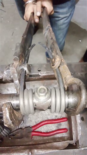 Iron Wire into spring double making on machine by hand tool#Short