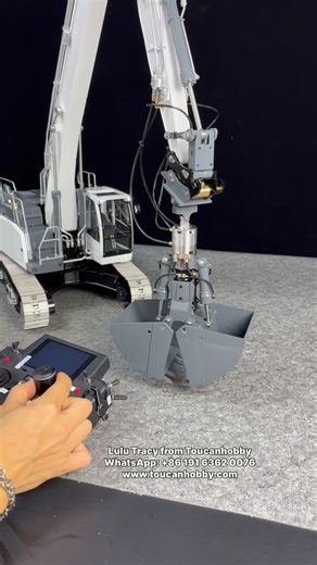 The hydraulic clamshell bucket attachment for Lesu 1/14 scale long reach hydraulic excavator 🤩🤩 #Rc #attach #Lulu #rcchick #Toucanhobby #RCVehicles #excavatorlife #construction #Toucanhobby | Lulu Tracy