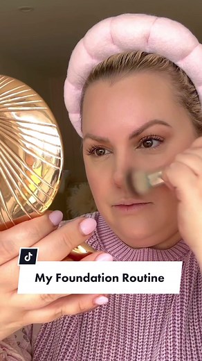 Here is my current foundation routine! If you like it stitch this and give it a try!! #foundationroutine #makeupartist #foundation #makeuphowto