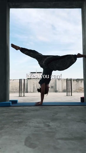 Handstand Split Practice