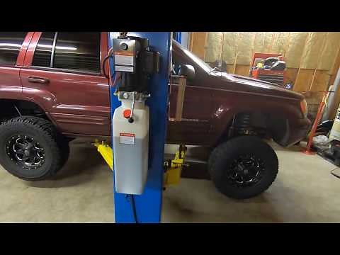 4 INCH ROUGH COUNTRY X- SERIES WJ 99-04 GRAND CHEROKEE LIFT KIT