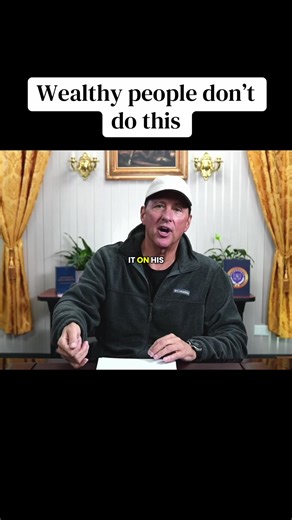 How Wealthy People Avoid Debt When Making Purchases