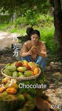 Have you ever seen chocolate made with a stone mill? 😲