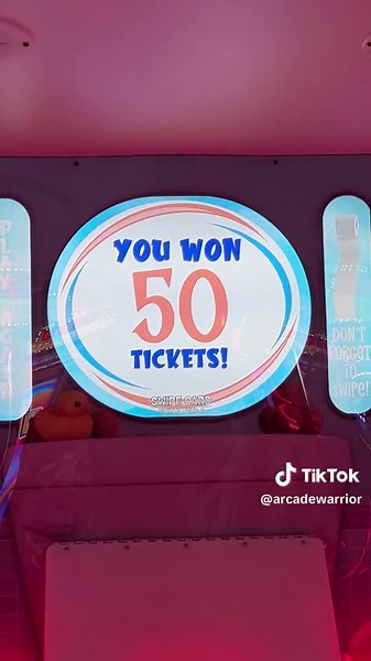 Toilet Bowl Toss Arcade Game - Epic Poop Challenge!