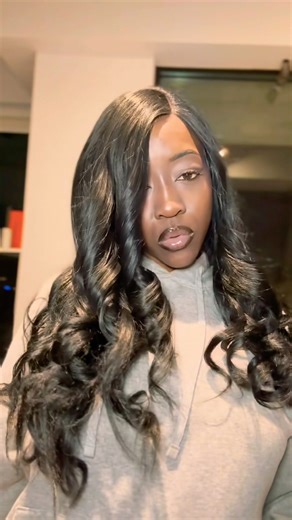 is it? 😏 #makeup #hairtransformation #wiginstall #makeupartist #makeupartist #makeuptutorial #mua