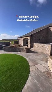 Relaxation, serenity, and stunning views - all in one cosy cottage in the Yorkshire Dales. 🏡🌄🛀 Imagine soaking in the hot tub and admiring the breathtaking Ribblehead Viaduct in the distance at Gunner Lodge. 😍 Who else wants to take a peek inside? 👀 💧Hot tub 🛏 Sleeps 9 🚗Off road parking Book Gunner Lodge👉 http://ow.ly/oUEM50Ogyaj #HolidayCottage #YorkshireDales #RibbleheadViaduct #HotTubHeaven #GetawayGoals | Sykes Holiday Cottages