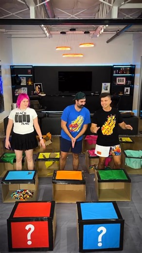 She really fell for the switch. 😈 | PrestonPlayz