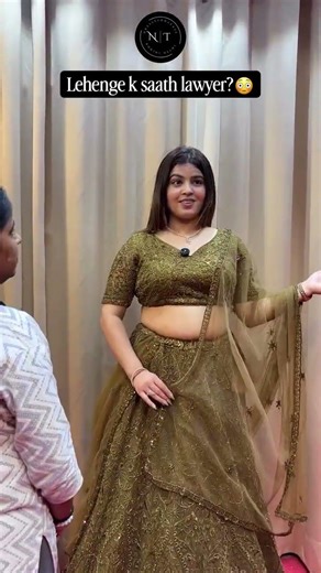 Lehenge k saath saath lawyer bhe???? Rent our premium lehengas collection ❤️ #viral #dress #wedding