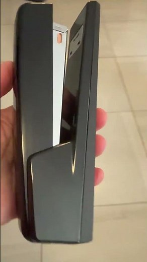 Close up look at this classic Swingline stapler