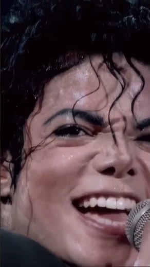 Michael Jackson - Another Part Of Me Live Performance