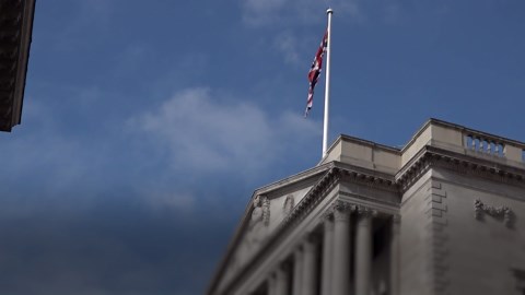 UK economy contracts for second month running in October