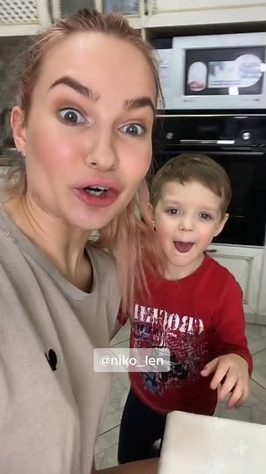 🌟SWEET LENA🌟 (@niko_len)’s videos with The Muffin Song (asdfmovie) - The Gregory Brothers & TomSka