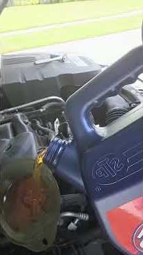oil change 2013 jeep wrangler sport 3.6 engine #elcalvo92 #jeep #wrangler need this service?