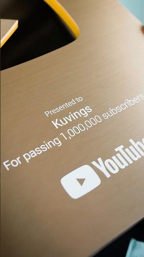 Unboxing the Gold Play Button!📦🏆 #youtube