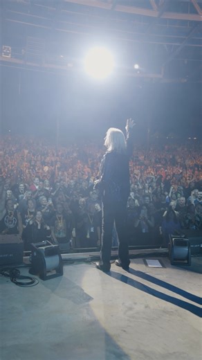 863K views · 33K reactions | POV: You're on stage with Def Leppard rocking a SOLD OUT crowd!  DefLeppard.com/tour  Ryan Sebastyan | Def Leppard | Facebook