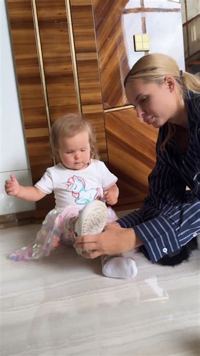 Совсем недавно она была такой малышкой, а вот уже скоро три года 😳😳😳🥰🥰 @baby.kamilla ❤️ | Hannaofficial