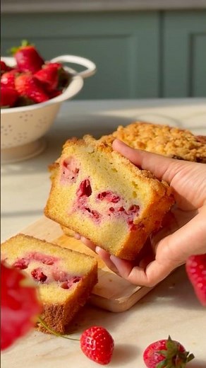 strawberry pound cake 🍓🍓🍓 #strawberry #strawberrycake #vanillacake #cakerecipe #buttercake