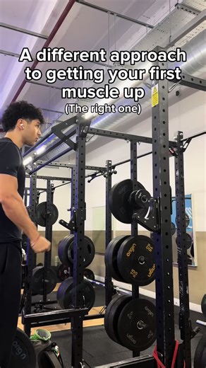 I'll send you 500 big ones if you hit 40kg and still can't do a muscle up #gym #muscleup #pullups #calisthenics #workout