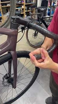 Installing AMS Bar Tape on a Giant Road Bike | Clean Look, Solid Grip #roadbike #bartape #bikelife