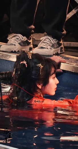 Our girl is always hardworking and dedicated #tianxiwei #田曦薇 #WhereTheMaskEnds #嫁金钗