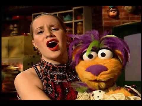 16 SESAME ENGLISH FOR CHILDREN What Time Is It