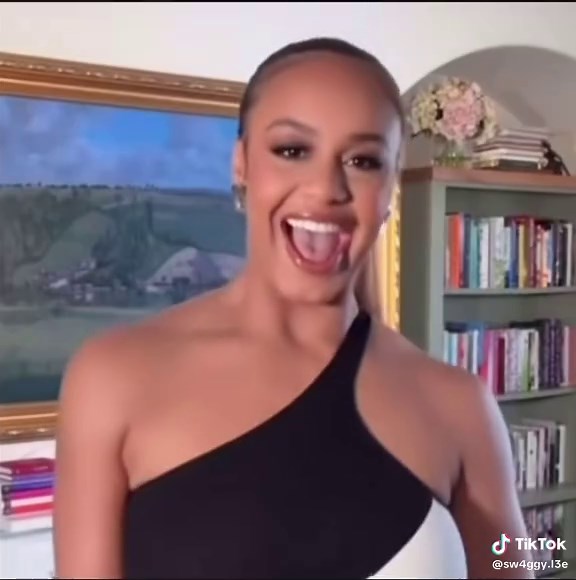 Nia Sioux: A Dancer's Journey on Dance Moms