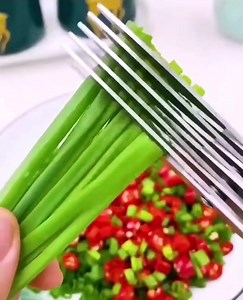 6.2K views · 65 reactions | Multi-blades scissors...P49.95...hurry...smart kitchen utensils....拾拾拾拾 | Selection | Facebook