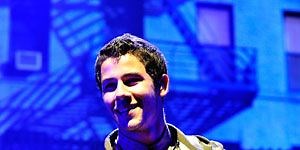 Nick Jonas Sings Song For Miley Cyrus