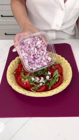 Delicious Dinner Pie That Will Have You Asking for Seconds