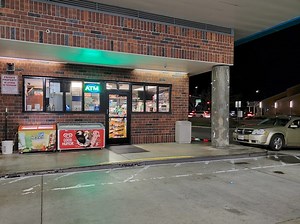 Worker’s ‘I Have COVID’ Sign Slams Management Who ‘Says It’s OK to Work’