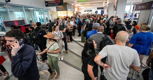 How partial shutdown is leading to airport delays