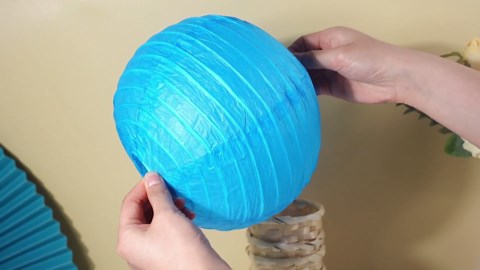 Coume 12 Sets Baby Shower Hot Air Balloon Table Centerpieces 12 DIY Paper Lanterns 12 Stuffed Plush Bears 12 Woven Baskets 48 Sticks Yarn for Wedding Birthday Baby Shower Party Decorations(Blue)