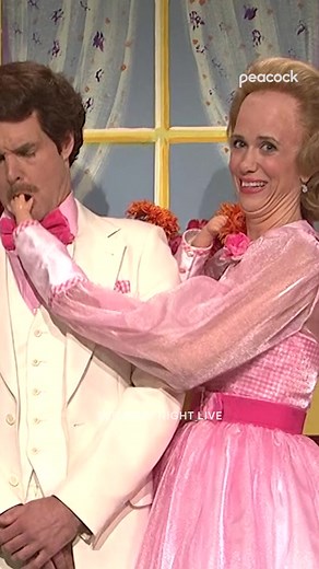 Celebrating Mother's Day with SNL's Dooneese and Betty White
