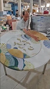 “Luxury Rotating Dining Table – Stunning Craftsmanship!”