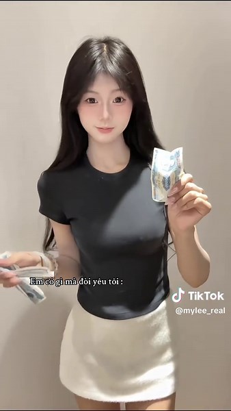 Em có trái timm =)) #mylee