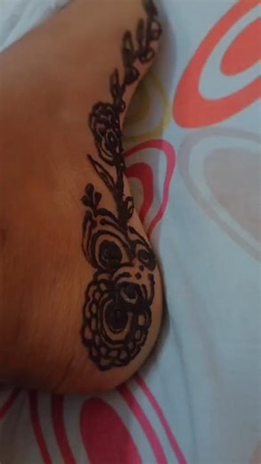 MEHANDI DESIGN II FOOT WORK II