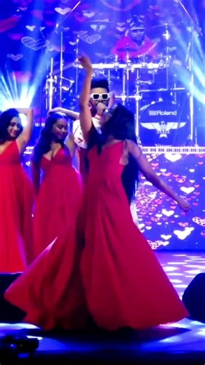 Roshan Fernando Live 🔥 Poojaniyai Adare ❤️ Flashback Live Show 2026 | VibeShortsLK | #shorts #new