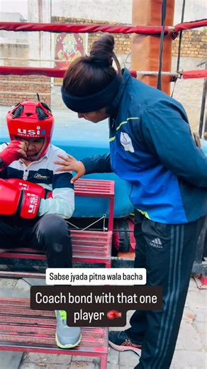 Kiran Jangra on Instagram: "Coach se humesha pitna wala bacha🥊 #coach #boxingtraining👊🏿👊🏿 #reelstrendingindia #haryanafitness #gymreels"