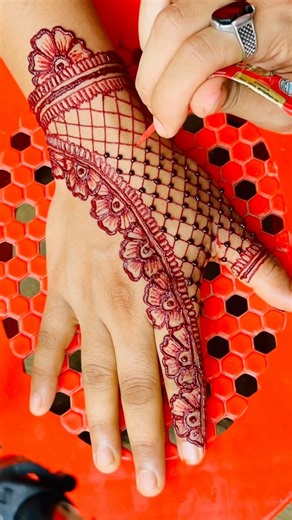Simple Mehndi Design with Letter R#shorts #youtubeshorts