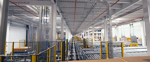 5.3K views · 37 reactions | We are Lineage, the new standard for end-to-end global food chains. We excel in perfecting the unseen, making your business unstoppable. And we believe that we've become the benchmark for the global cold chain. #OneLineage | Lineage, Inc. | Facebook