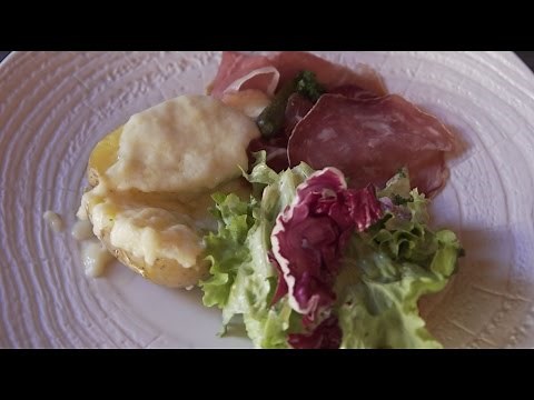 Recipe: Authentic mountain raclette - Weather à la carte
