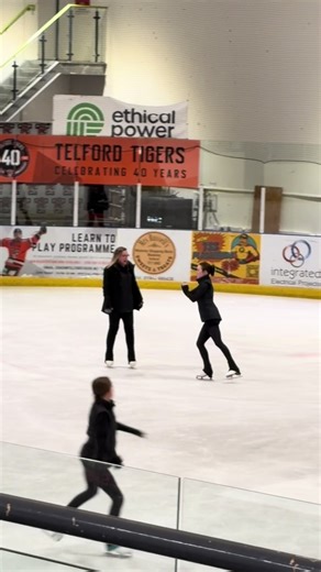 Adult Figure Skating Lessons: Embrace the Ice!